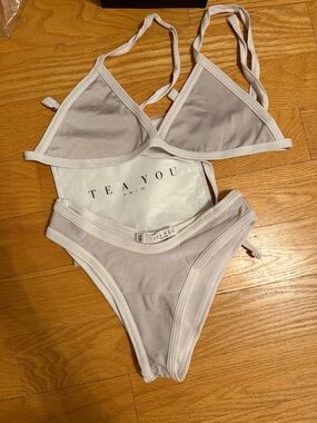 TEA YOU  Light Gray & White Triangle Bikini Set
